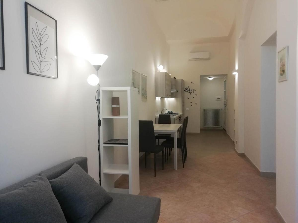 Mistrangelohome 5 - Appartamento In Pieno Centro サヴォーナ エクステリア 写真