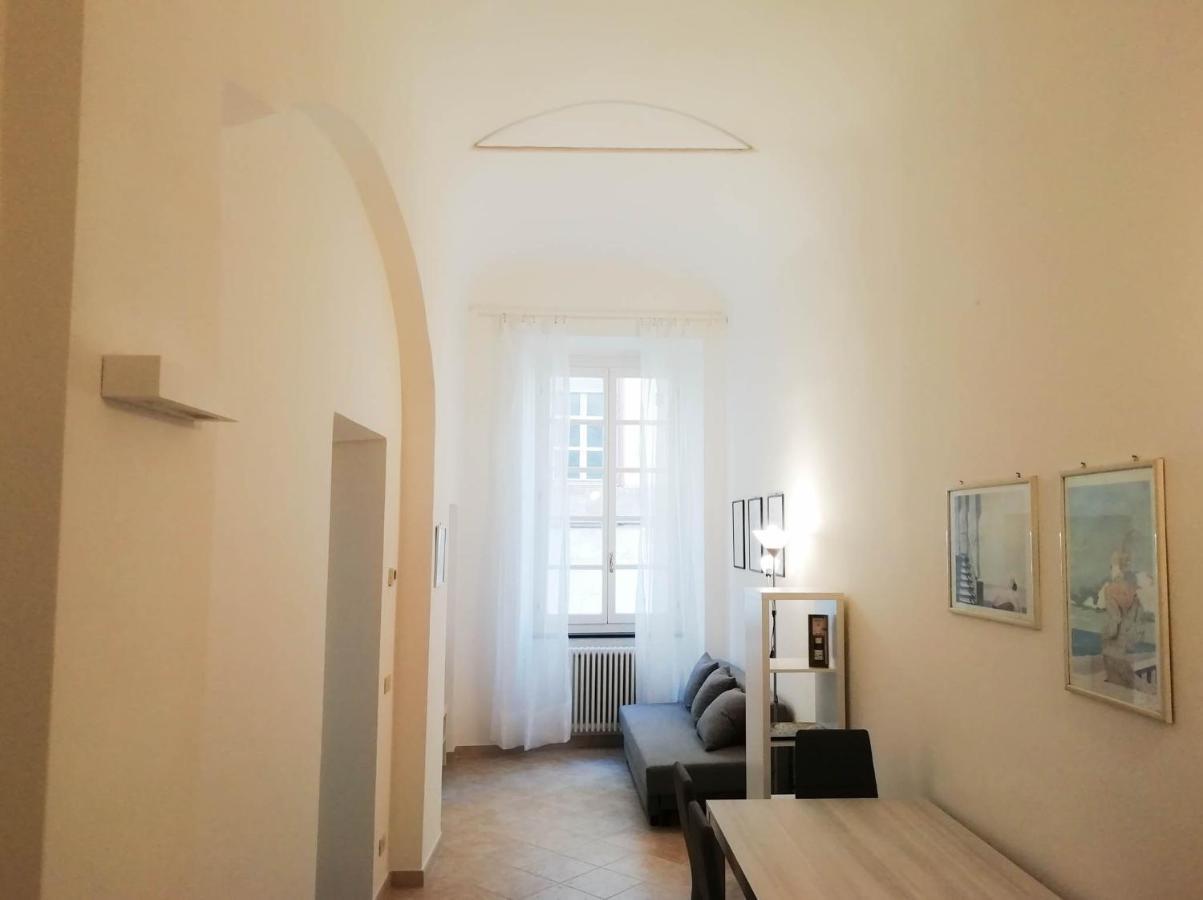 Mistrangelohome 5 - Appartamento In Pieno Centro サヴォーナ エクステリア 写真