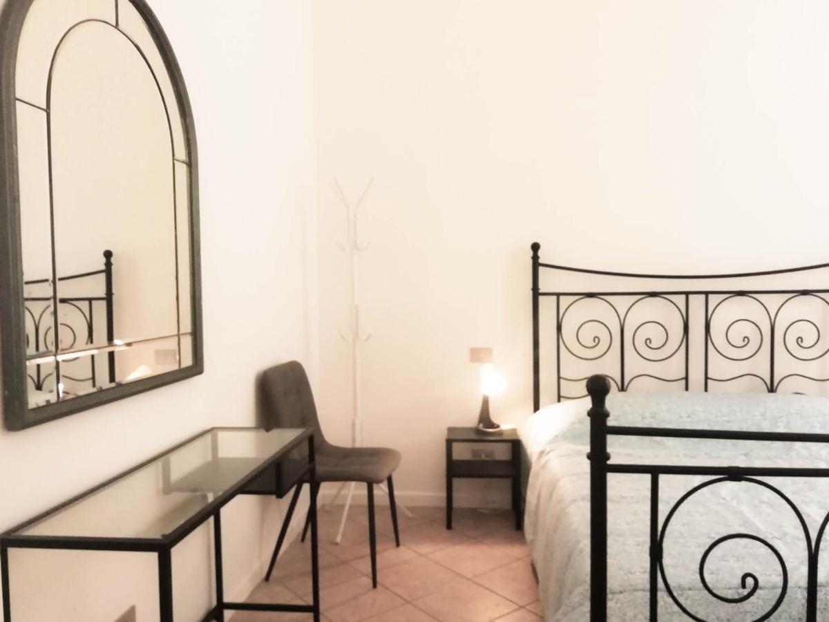 Mistrangelohome 5 - Appartamento In Pieno Centro サヴォーナ エクステリア 写真